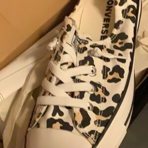 Converse Women's Leopard Print Shoreline Sneakers